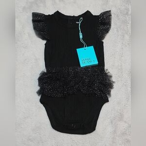 6-12mo NWT Posh Peanut Black Ribbed Tulle Sleeve Ruffled Back Bodysuit